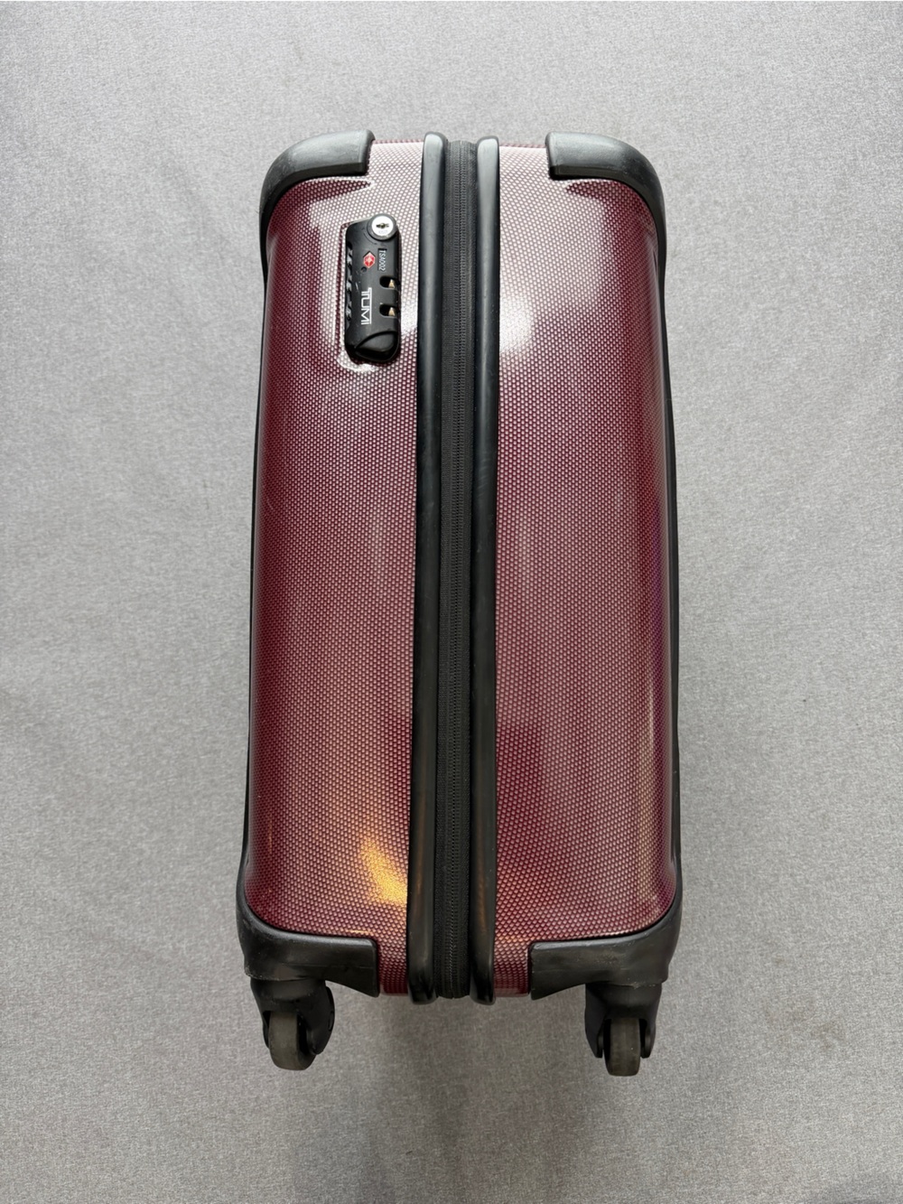 Tumi Vapor Extended Carry On Trip Packing Case Hard Shell Luggage - Picture 8 of 15
